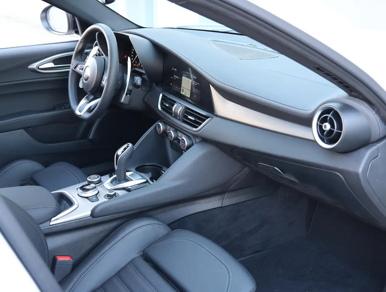Alfa Romeo Giulia 2024