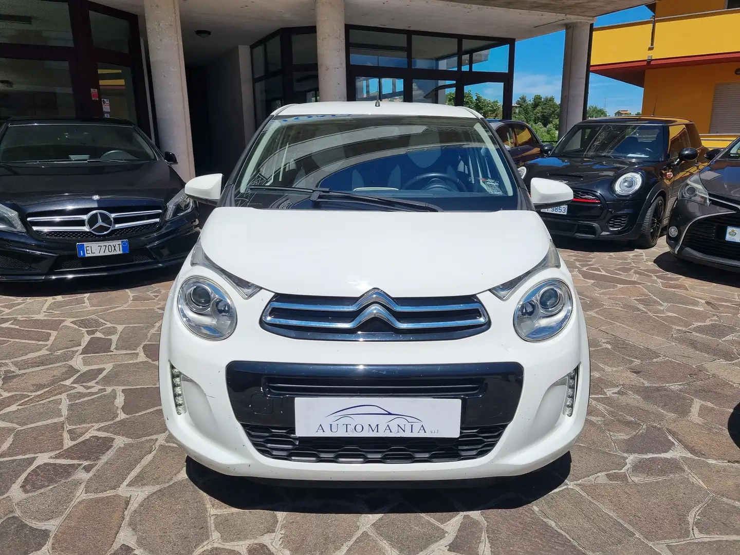 Citroen C1 C1 5p 1.0 vti Urban Ride s Blanc - 2