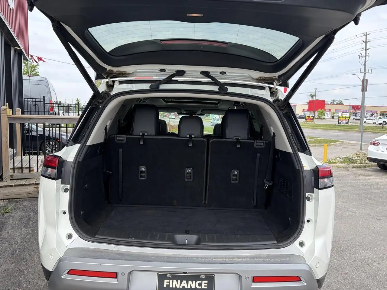 Nissan Pathfinder photo Nissan Pathfinder