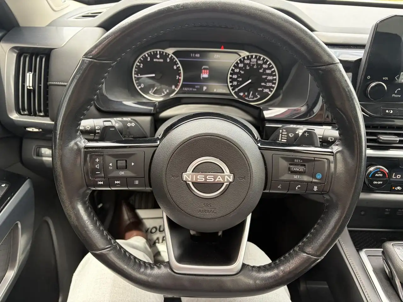 Nissan Pathfinder photo Nissan Pathfinder