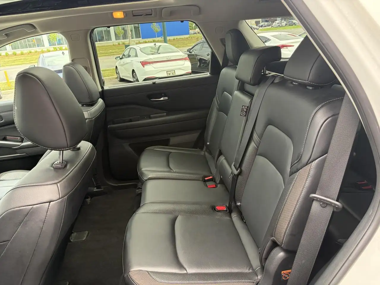 Nissan Pathfinder photo Nissan Pathfinder