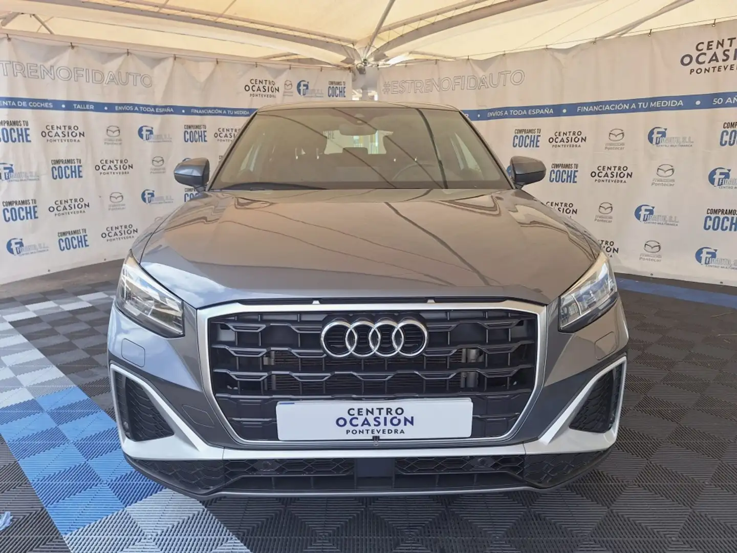 Audi Q2 35 TDI Adrenalin S tronic 110kW Gris - 2