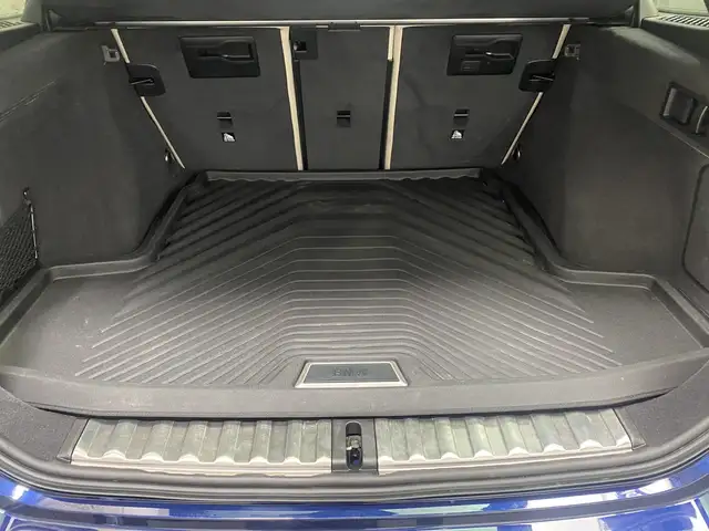 BMW 330 d xDrive 48 V Touring Aut. M-Sportpakete Ansicht 27