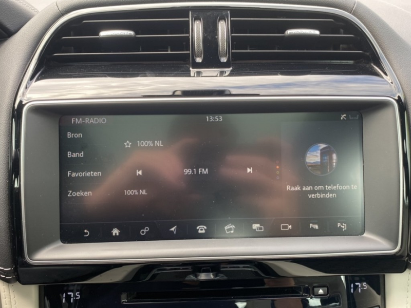 Jaguar F-Pace 5.0 V8 SVR AWD 360-CAM/GLAS-DAK/ELEK-KLEP/MERIDIAN — photo 28