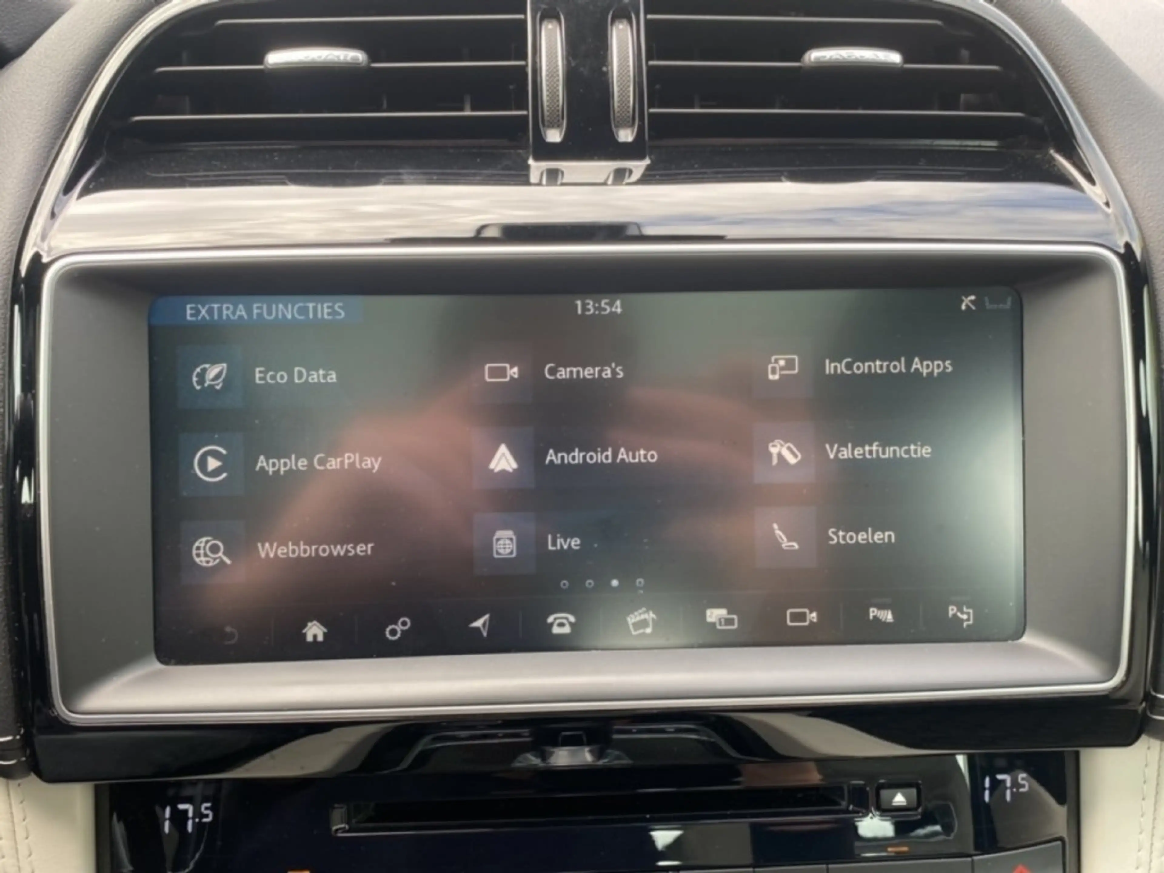 Jaguar F-Pace 5.0 V8 SVR AWD 360-CAM/GLAS-DAK/ELEK-KLEP/MERIDIAN — photo 26