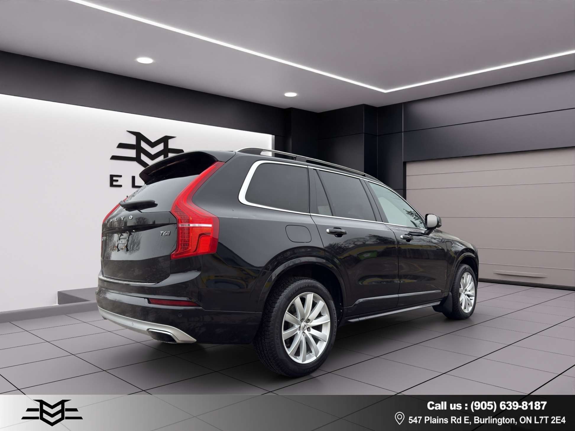 2017 Volvo XC90 T6 Momentum 7-Passenger AWD - BLACK ON BLACK !! thumb 8