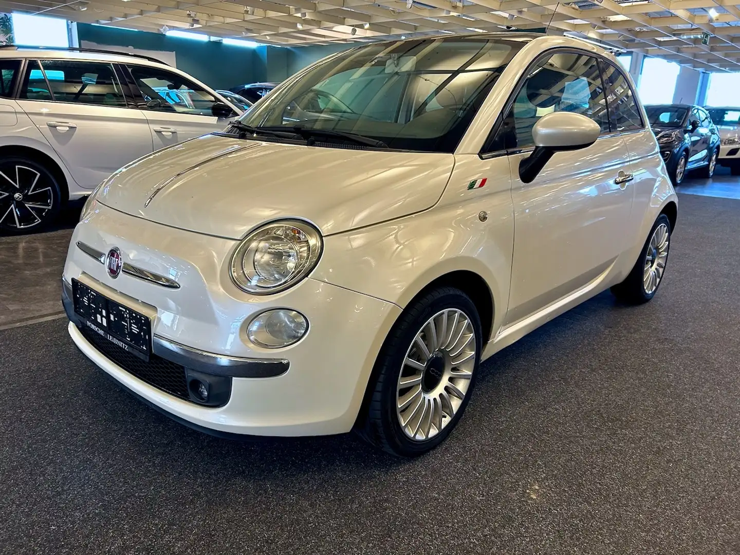 Fiat 500 1,2 Lounge Weiß - 1