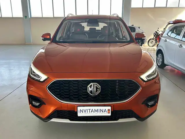 MG MG ZS view 2