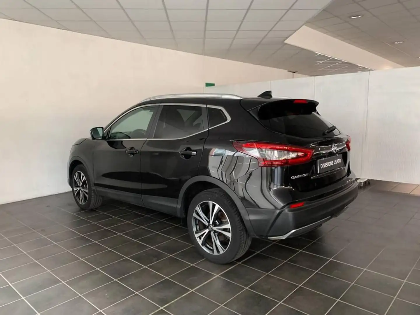 Nissan Qashqai 1.3 dig-t N-Connecta 140cv Nero - 2