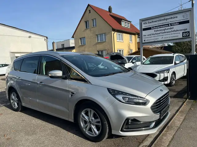 Ford S-Max Titanium Aut. LED PTS ALU Navi 1.Hd