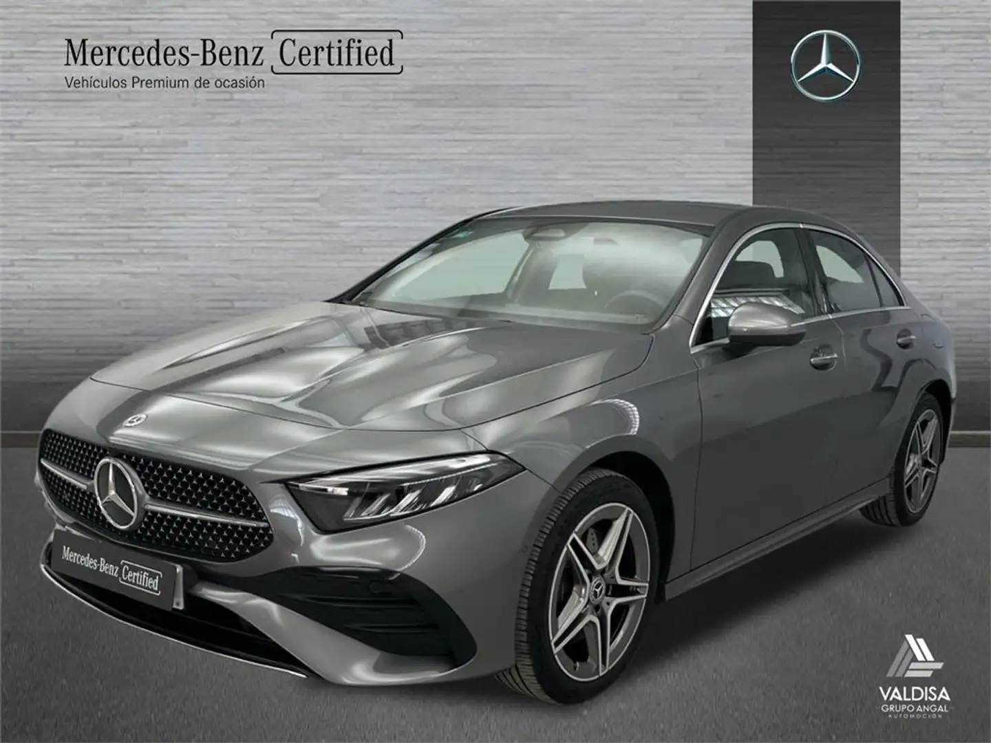 Mercedes-Benz E 250 Berlina con tecnologí híbrida EQ - 1