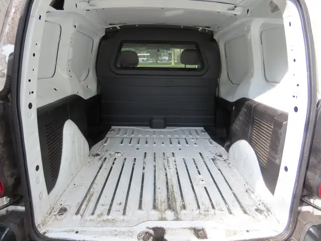 Citroen Berlingo view 16