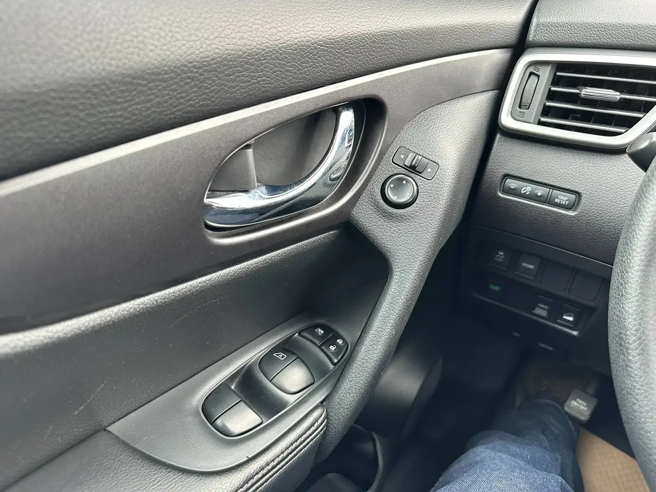 Nissan Rogue photo Nissan Rogue