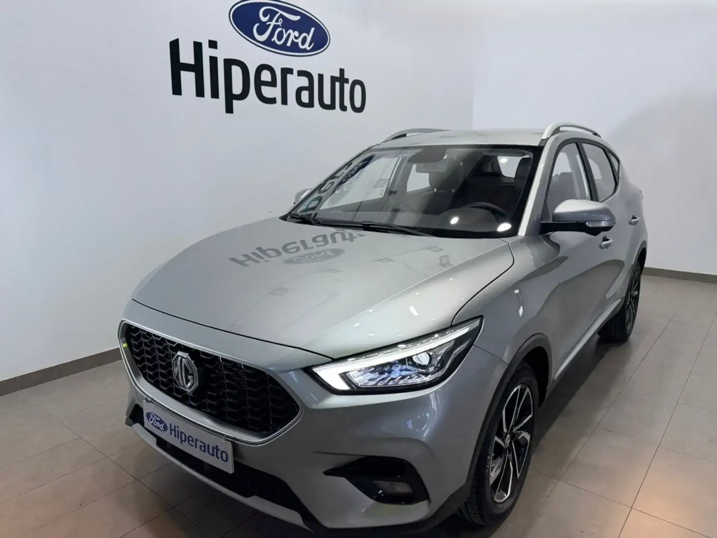 MG ZS 1.0 T-GDI Luxury Aut. 82kW Plateado - 1