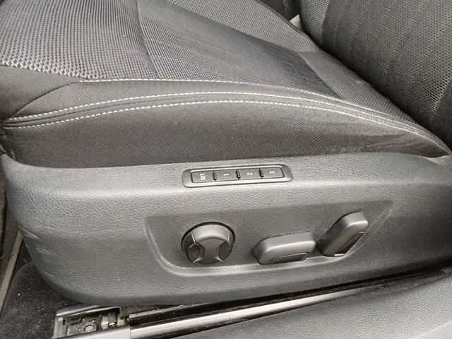 Skoda Superb view 5