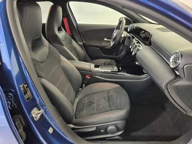 Mercedes-Benz A Class view 10