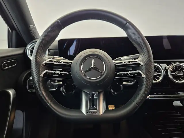 Mercedes-Benz A Class view 9