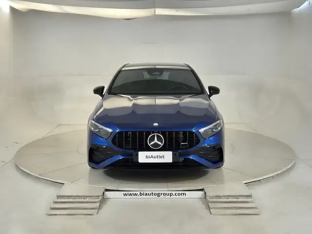 Mercedes-Benz A Class view 2