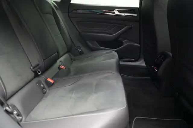 Volkswagen Arteon view 9