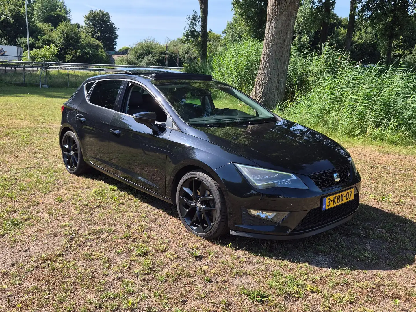 SEAT Leon Leon 1.4 TSI FR Zwart - 1