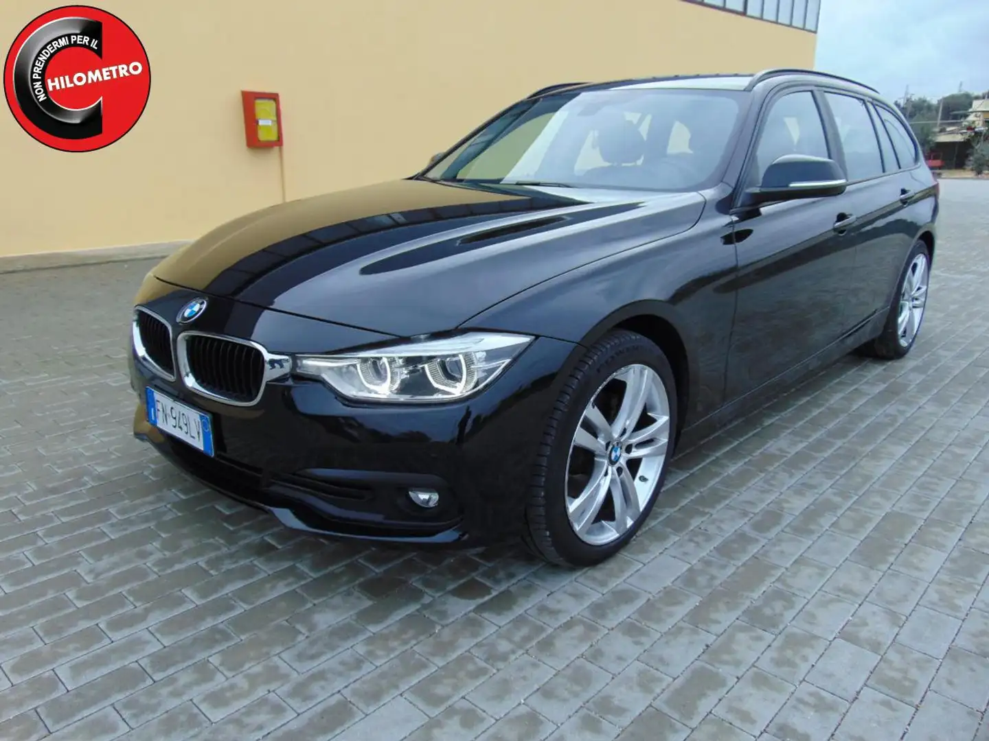 BMW 320 d Efficient Dynamics Touring Business Advantage au Nero - 1
