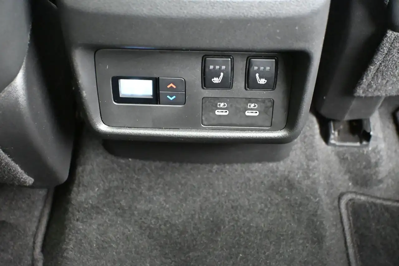 Nissan Rogue photo Nissan Rogue