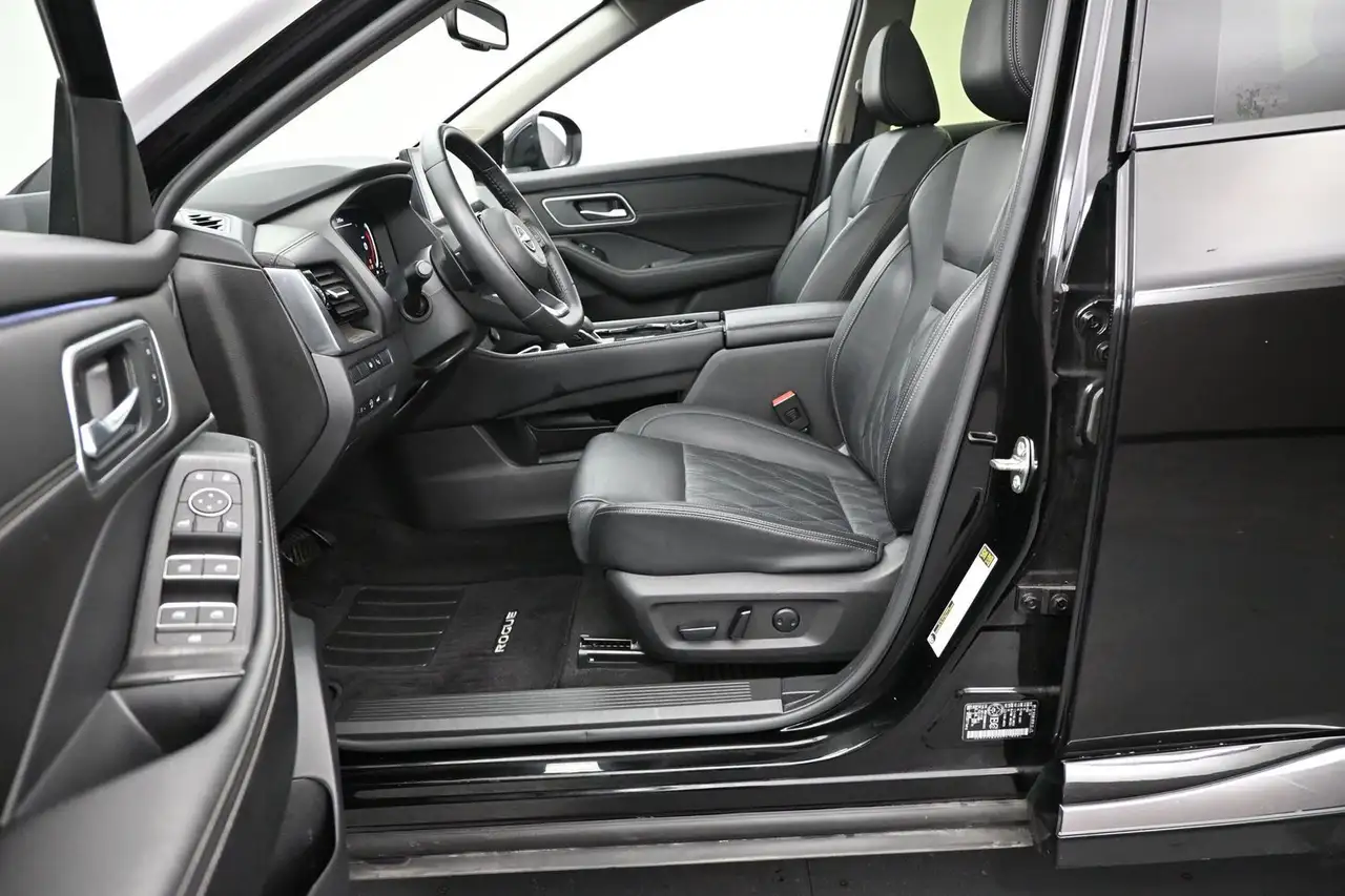 Nissan Rogue photo Nissan Rogue