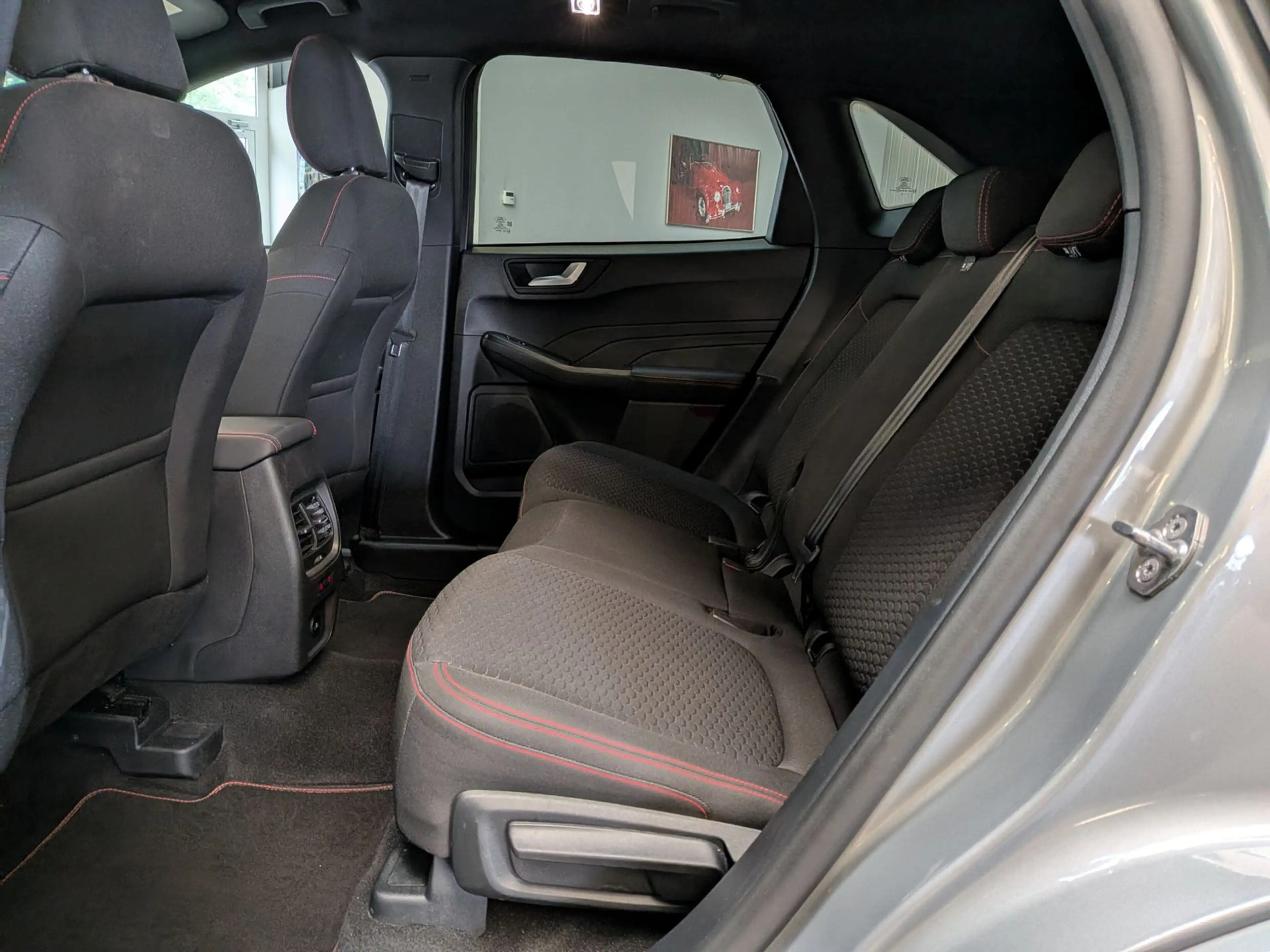 Ford Kuga 1.5EB ST-Line MATRIX*TEMP*KAM*HUD*LHZ*AHK-V — photo 13