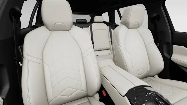 BMW 5 Series view 9
