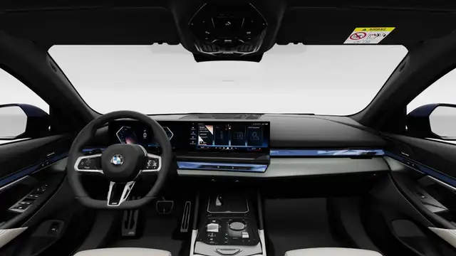 BMW 5 Series view 11