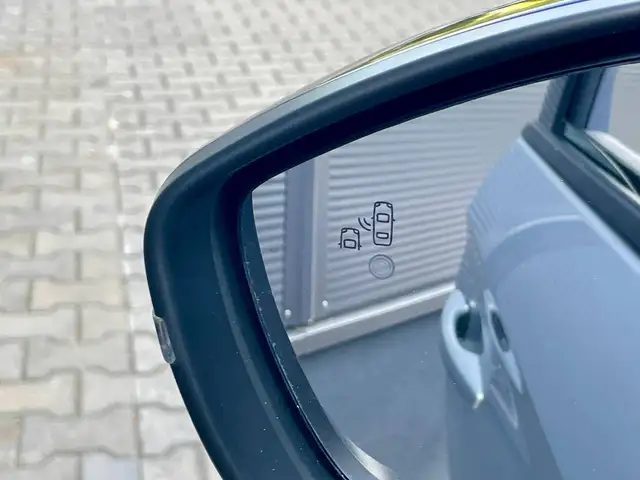 Opel Corsa view 10