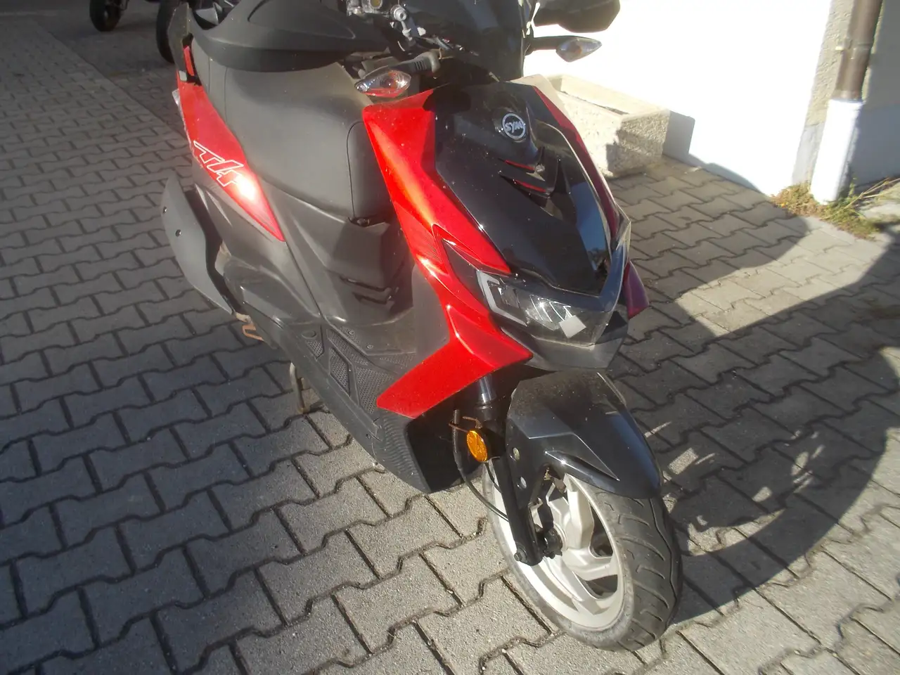Sym Jet 4