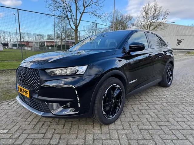 DS Automobiles DS 7 Crossback E-TENSE 4X4 PERF. Line 300PK