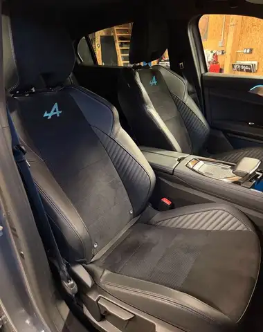 Renault Rafale view 4