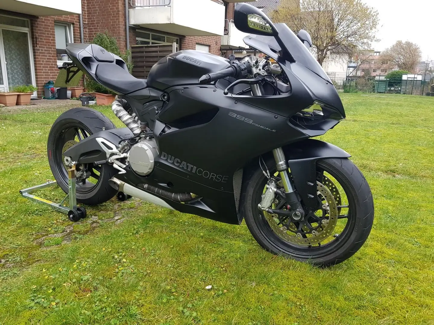 Ducati 899 Panigale Negro - 1