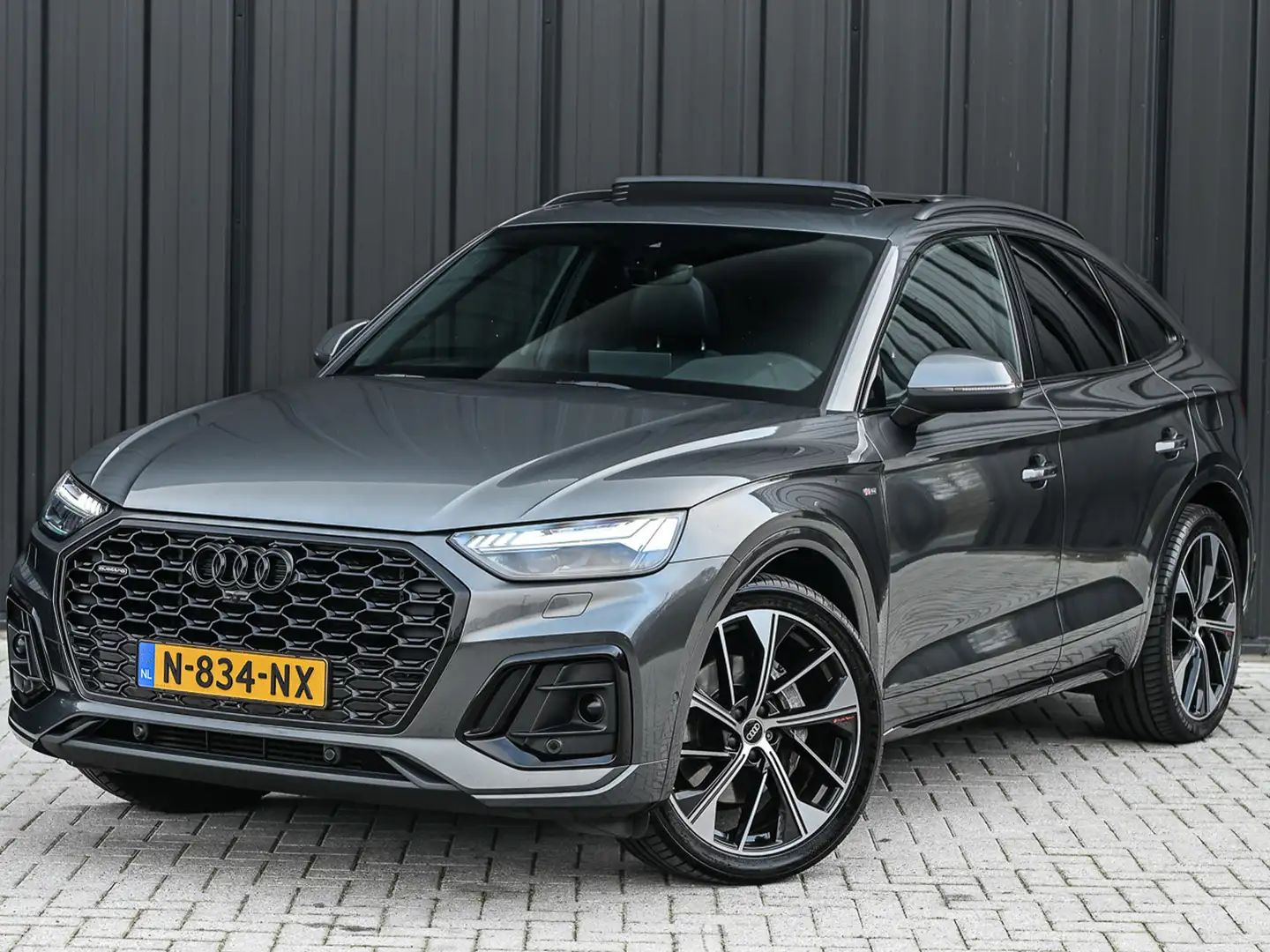 Audi Q5 Sportback 50 TFSI e S edition · Adaptive Cruise · Grijs - 2