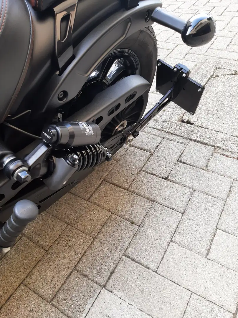 Indian Scout Bobber 2023 Nero - 1