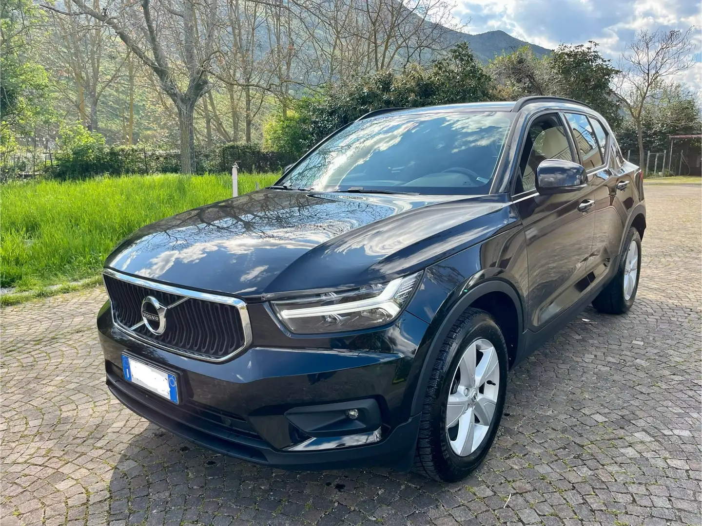 Volvo XC40 2.0 d3 Business - 1