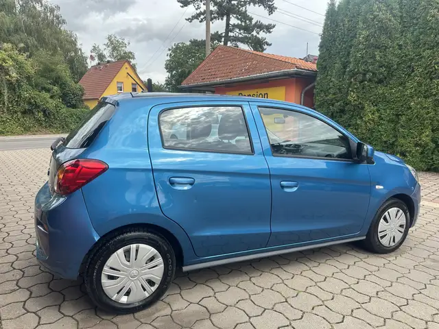 Mitsubishi Space Star view 4