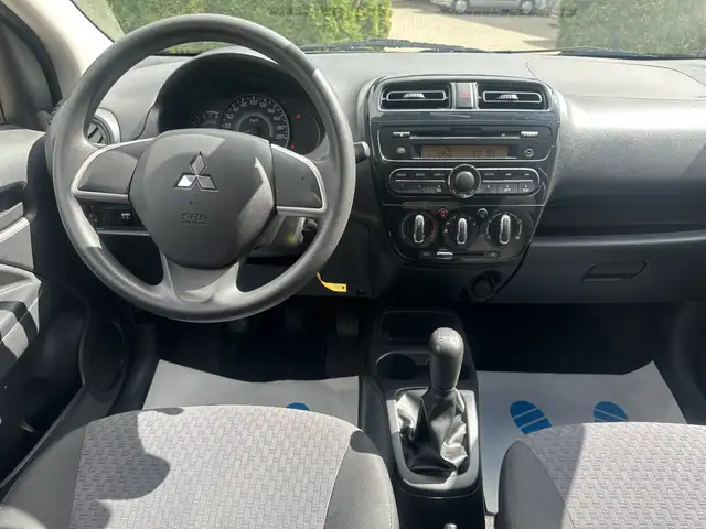Mitsubishi Space Star view 8