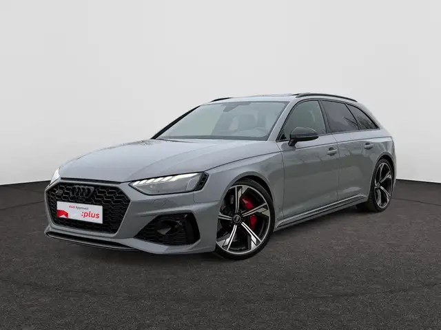Audi RS4 Audi RS 4 Avant    331(450) kW(pk) tiptronic