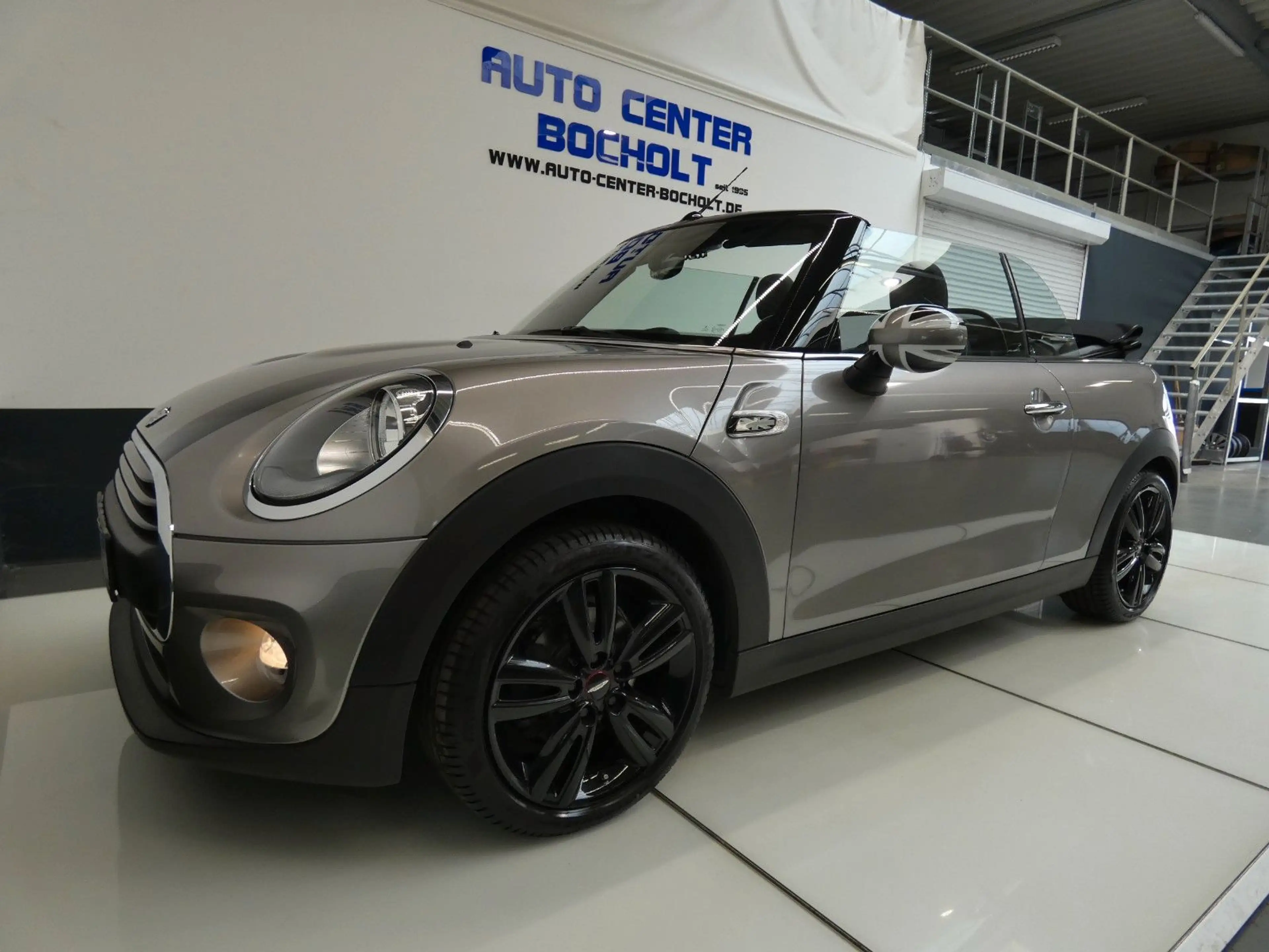 MINI One Cabrio Salt*LC-Display*PDC*Sitzheizung*LM — photo 9