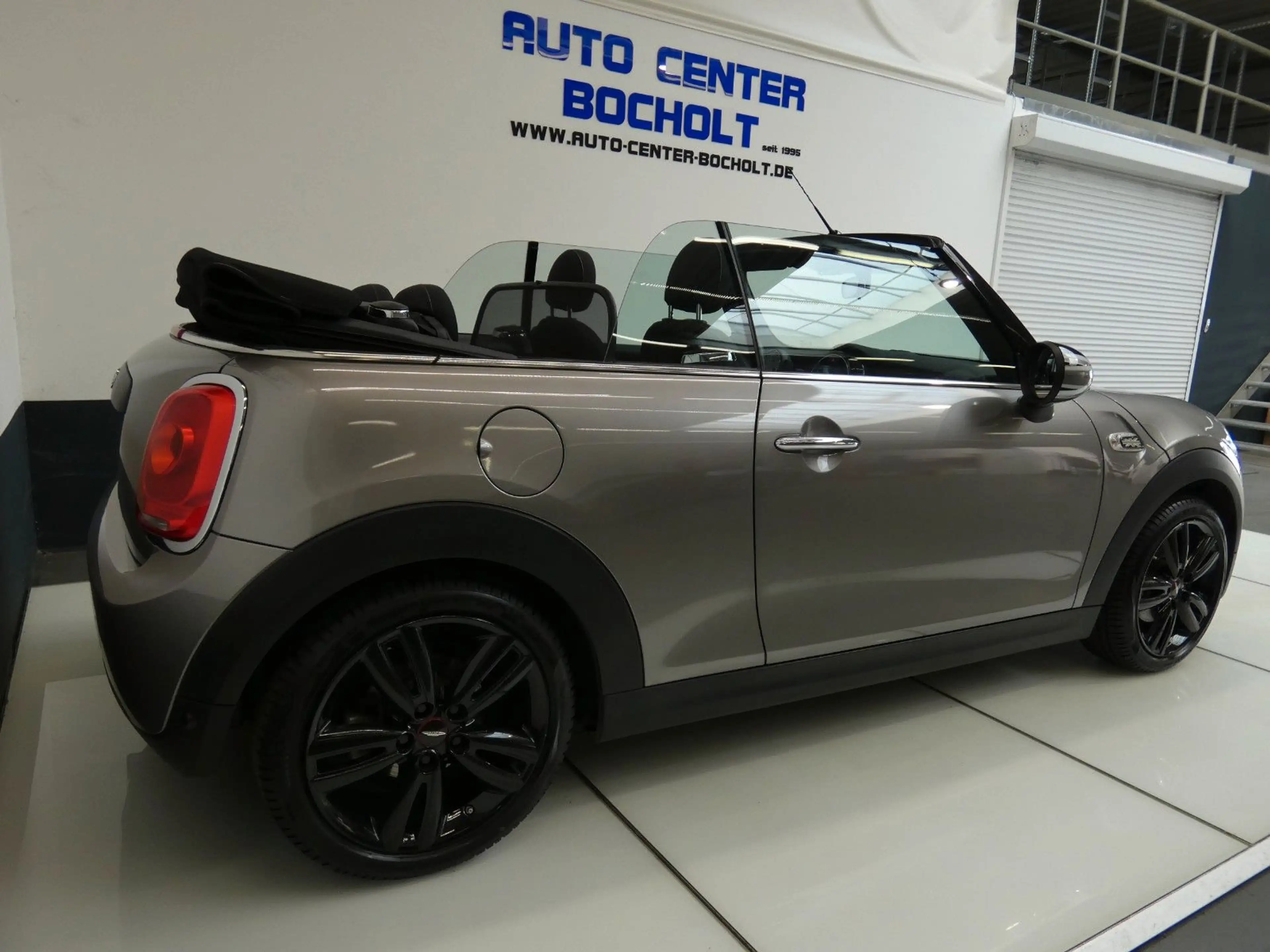 MINI One Cabrio Salt*LC-Display*PDC*Sitzheizung*LM — photo 8