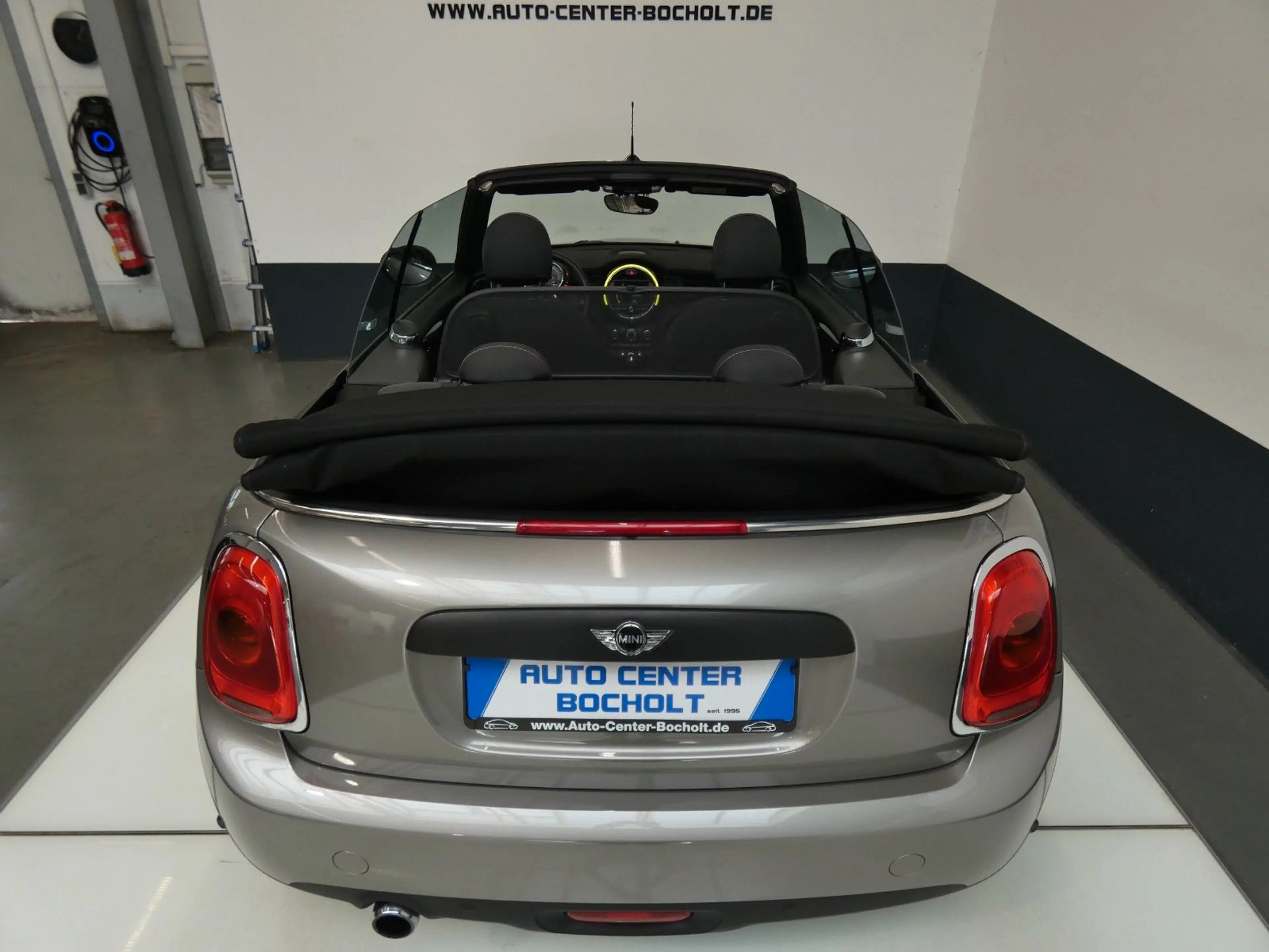 MINI One Cabrio Salt*LC-Display*PDC*Sitzheizung*LM — photo 15