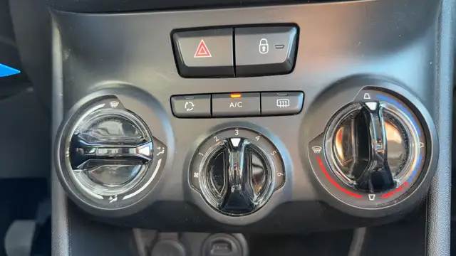Peugeot 2008 view 13