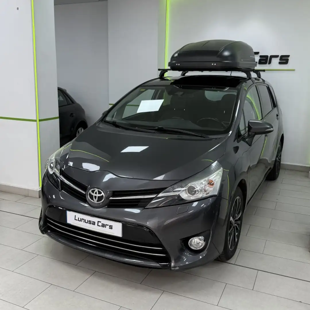Toyota Verso 130 Business 5pl. Gris - 1