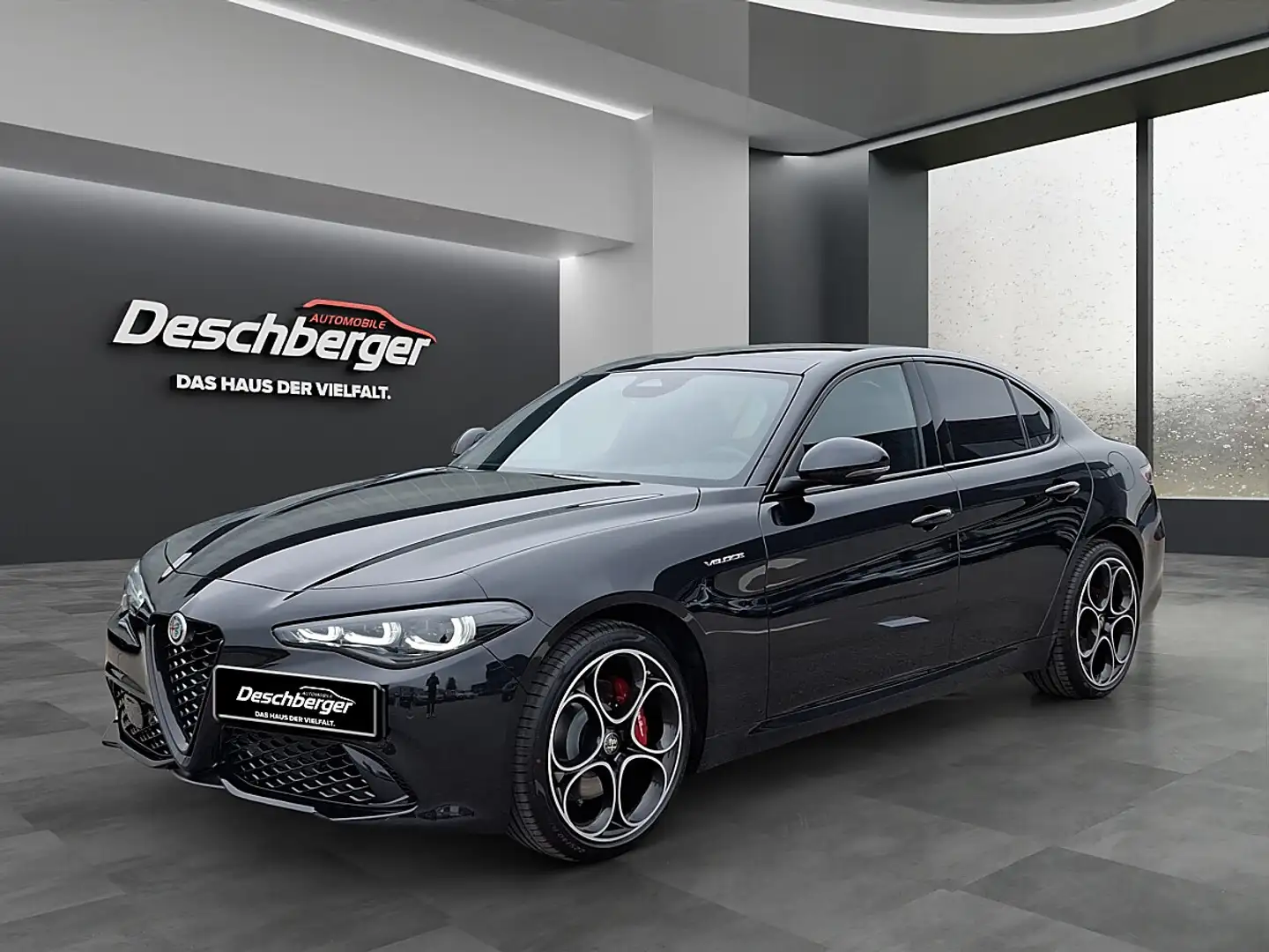 Alfa Romeo Giulia Veloce 2,2 16V 210 AT8 Q4 AWD VELOCE Schwarz - 1