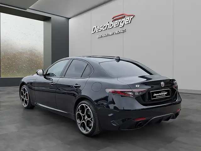 Alfa Romeo Giulia Veloce 2,2 16V 210 AT8 Q4 AWD VELOCE Ansicht 5