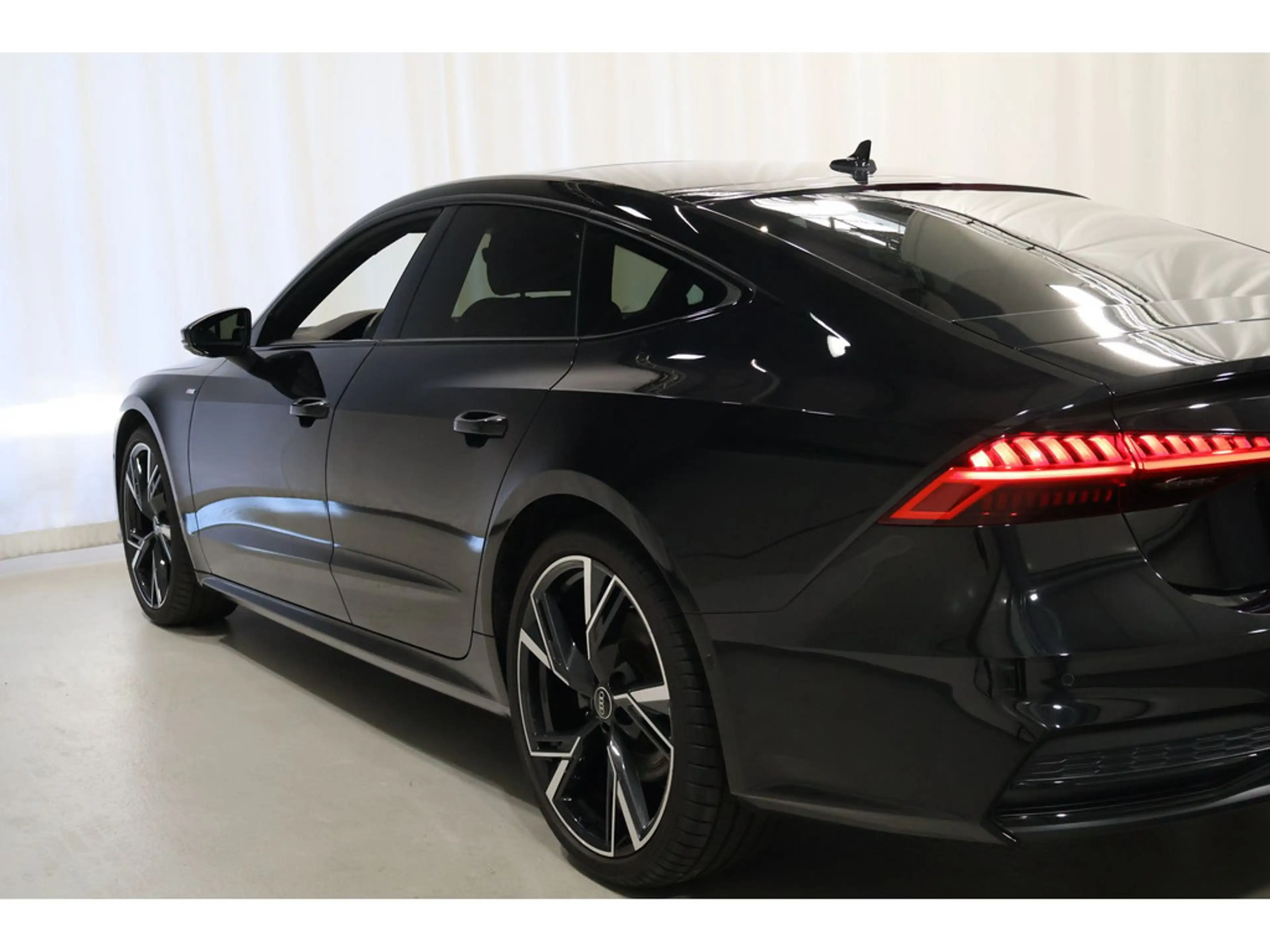 Audi A7 Sportback 50 TDI quattro B&O*Panorama*AreaView — photo 13