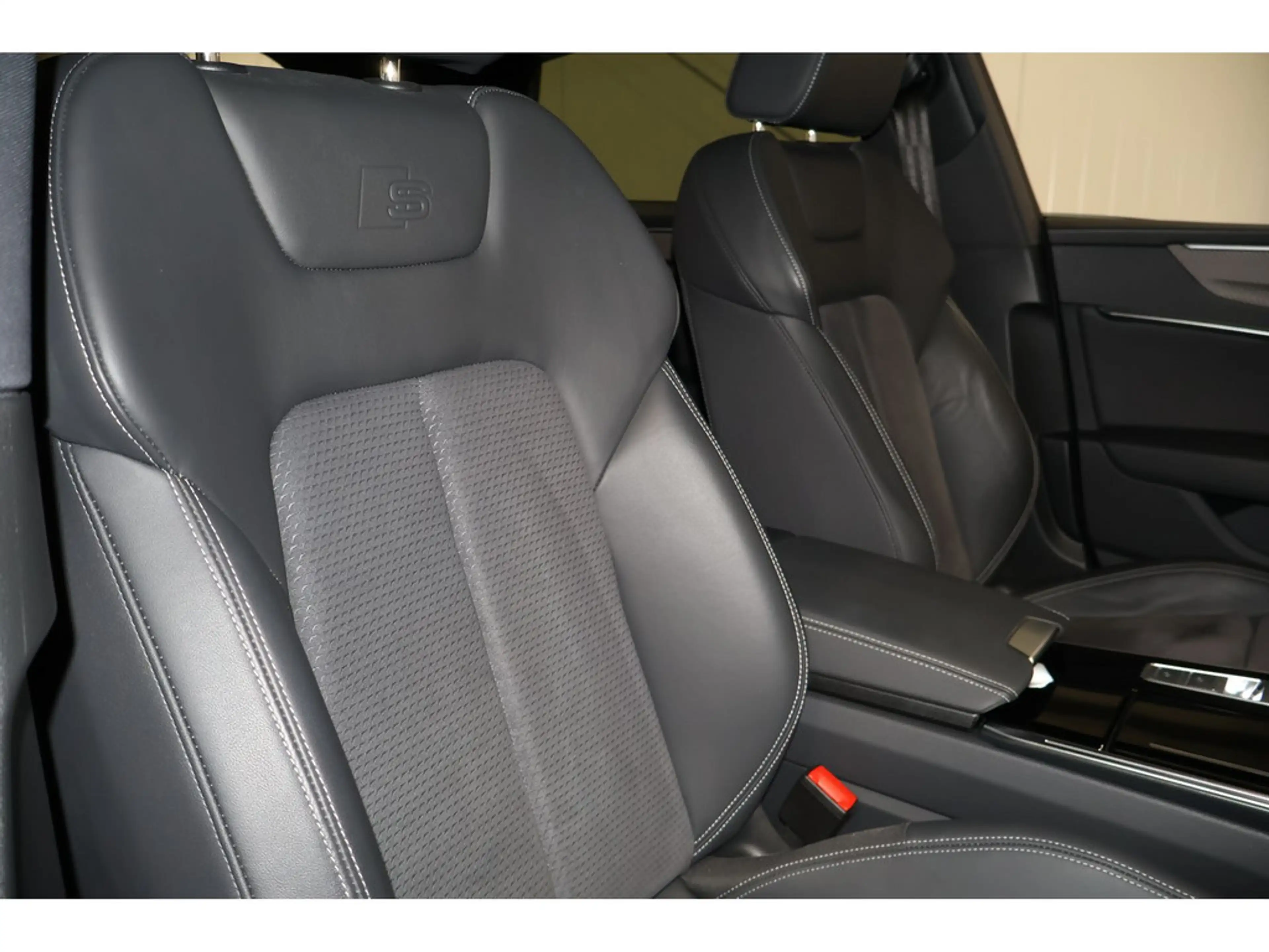 Audi A7 Sportback 50 TDI quattro B&O*Panorama*AreaView — photo 7